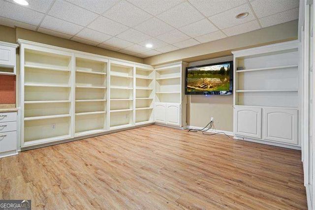 300 Shelli Lane, Roswell, GA 30075
