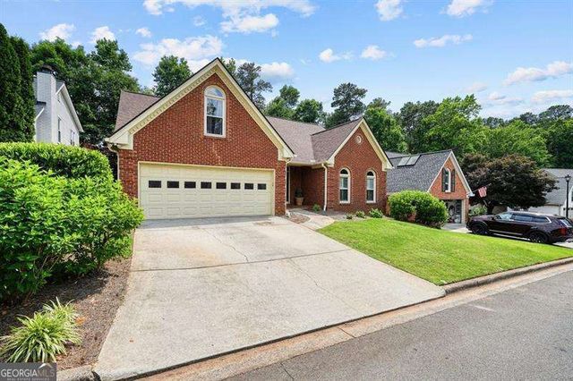 300 Shelli Lane, Roswell, GA 30075