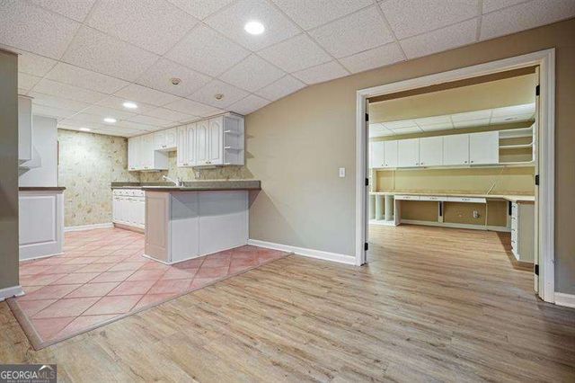 300 Shelli Lane, Roswell, GA 30075