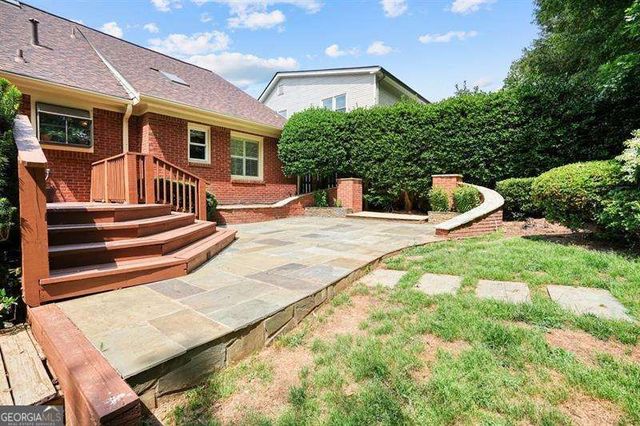 300 Shelli Lane, Roswell, GA 30075