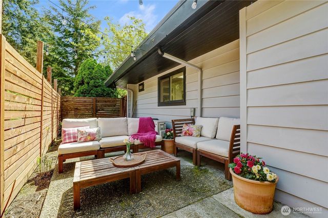 17050 NE 95th Street, Redmond, WA 98052