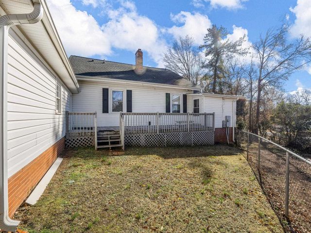 5 Pacific Street, Lyman, SC 29365