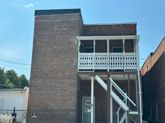 57 Elm Street, Hoosick Falls, NY 12090