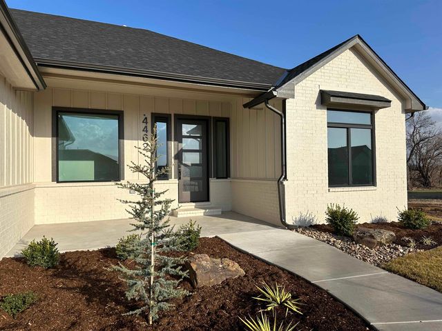 4462 N Grey Meadows, Maize, KS 67101