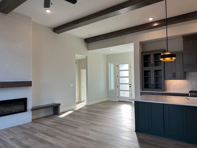 4462 N Grey Meadows, Maize, KS 67101