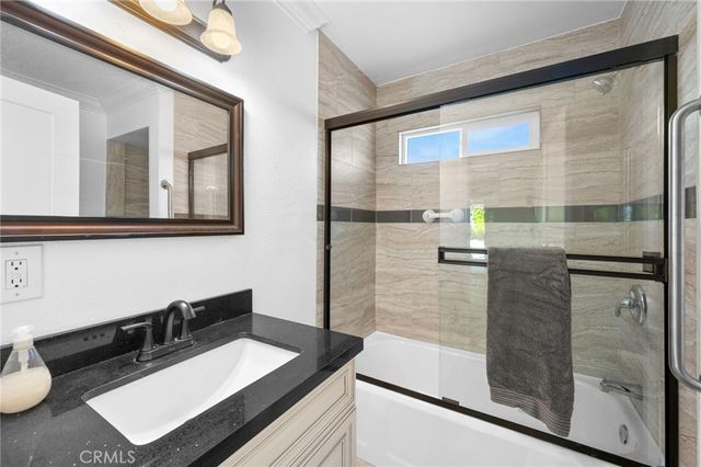 3760 E Calle San Antonio, Palm Springs, CA 92264