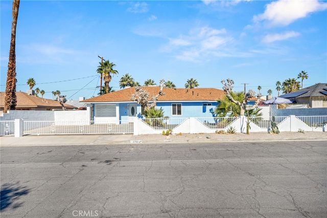 3760 E Calle San Antonio, Palm Springs, CA 92264