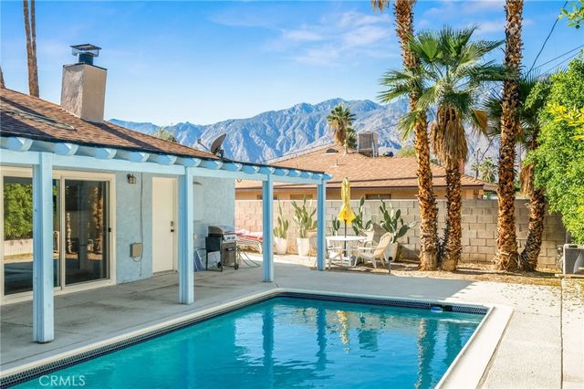 3760 E Calle San Antonio, Palm Springs, CA 92264