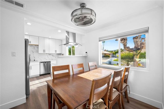 3760 E Calle San Antonio, Palm Springs, CA 92264