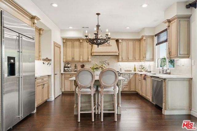 11564 Apulia Court, Porter Ranch, CA 91326