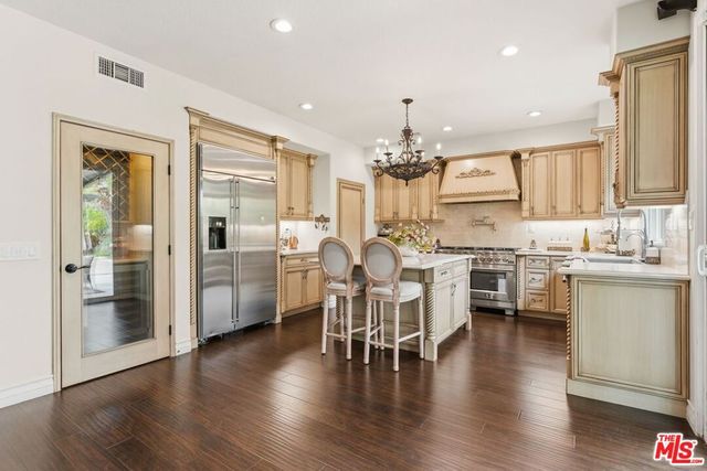 11564 Apulia Court, Porter Ranch, CA 91326