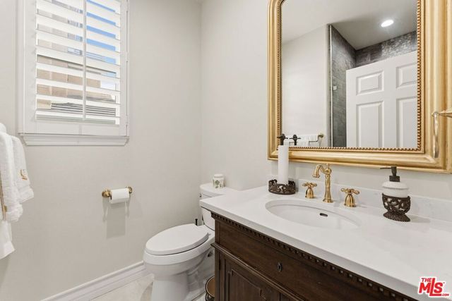 11564 Apulia Court, Porter Ranch, CA 91326