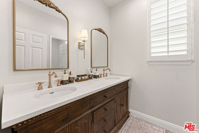 11564 Apulia Court, Porter Ranch, CA 91326