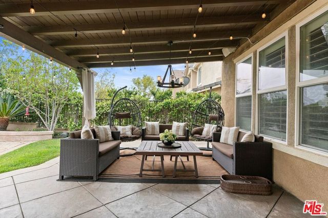 11564 Apulia Court, Porter Ranch, CA 91326