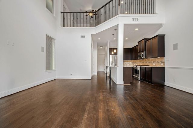 2623 Shady Woods Lane, Houston, TX 77008