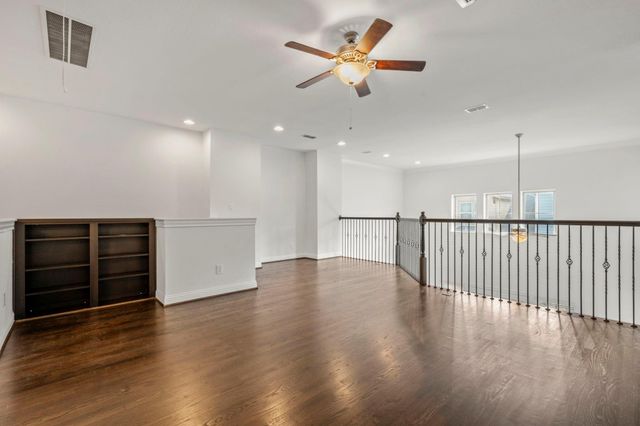 2623 Shady Woods Lane, Houston, TX 77008