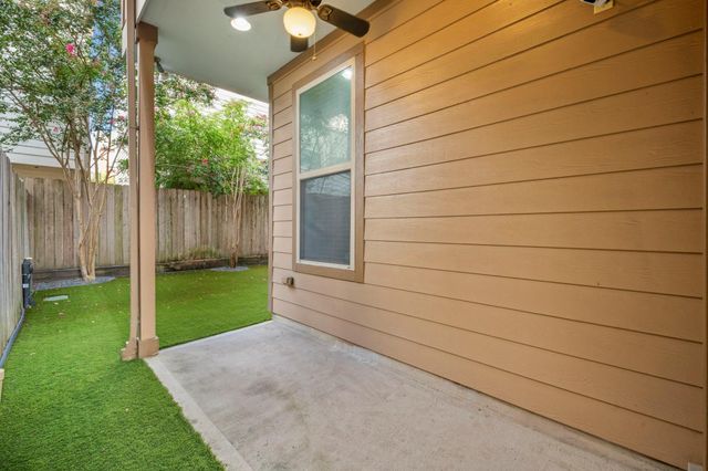 2623 Shady Woods Lane, Houston, TX 77008