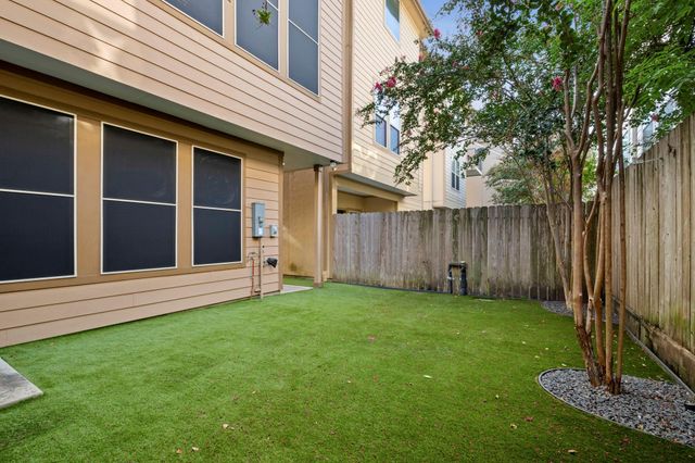 2623 Shady Woods Lane, Houston, TX 77008