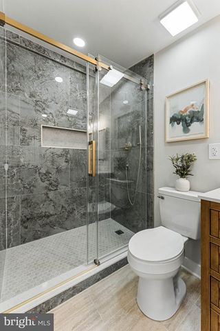 55 BALSAM RD, Levittown, PA 19057