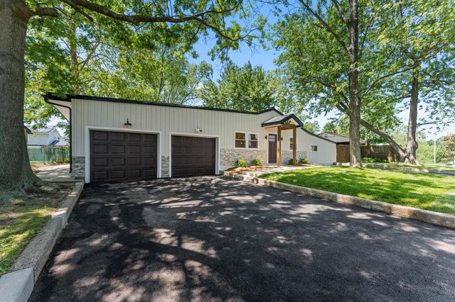 55 BALSAM RD, Levittown, PA 19057