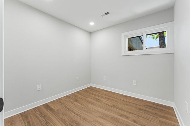 55 BALSAM RD, Levittown, PA 19057