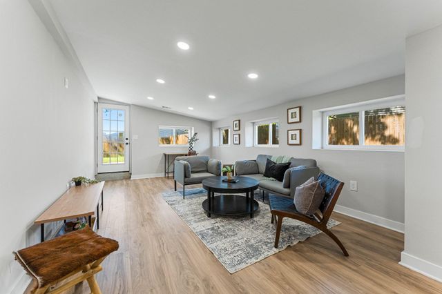 55 BALSAM RD, Levittown, PA 19057