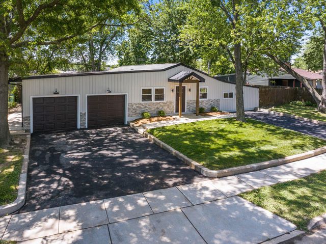 55 BALSAM RD, Levittown, PA 19057
