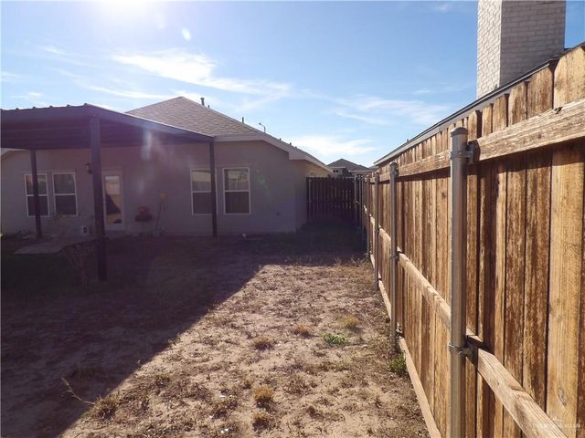2608 N Day Lily Avenue, Edinburg, TX 78541