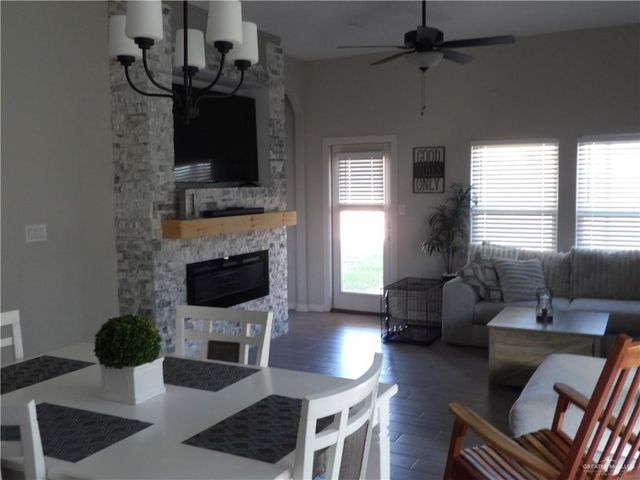 2608 N Day Lily Avenue, Edinburg, TX 78541