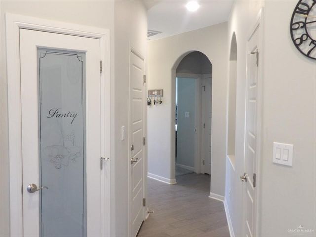 2608 N Day Lily Avenue, Edinburg, TX 78541