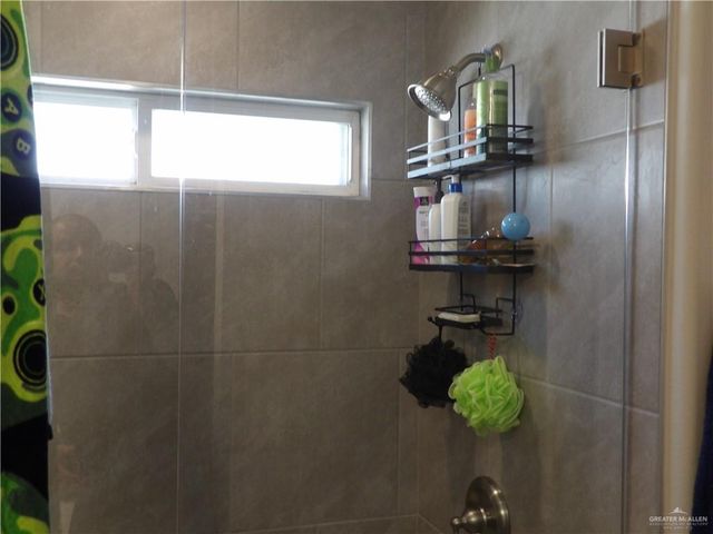 2608 N Day Lily Avenue, Edinburg, TX 78541