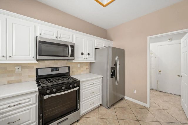 1020 Cima Dr, San Marcos, CA 92078