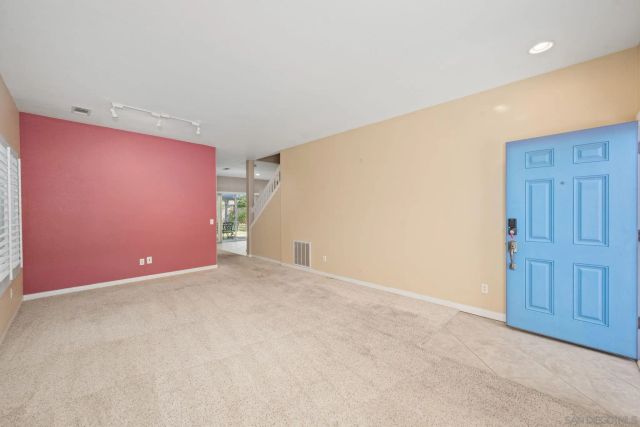 1020 Cima Dr, San Marcos, CA 92078