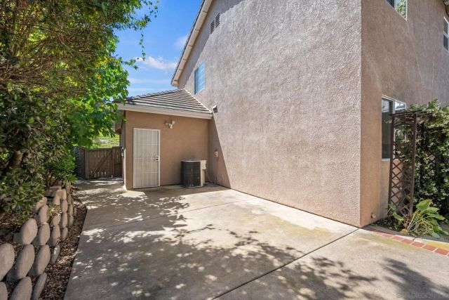 1020 Cima Dr, San Marcos, CA 92078
