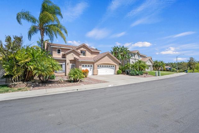 1020 Cima Dr, San Marcos, CA 92078