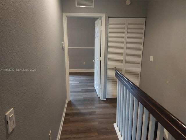 2566 SW 82nd Ave 104, Miramar, FL 33025