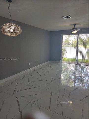 2566 SW 82nd Ave 104, Miramar, FL 33025