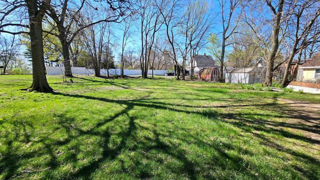 534 Center Street, South Beloit, IL 61080