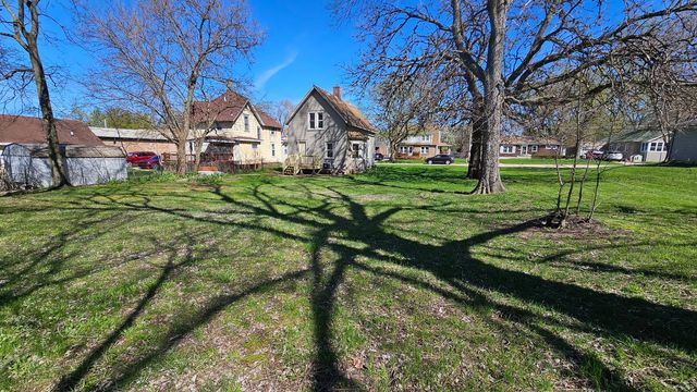 534 Center Street, South Beloit, IL 61080