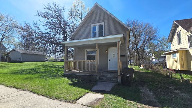 534 Center Street, South Beloit, IL 61080