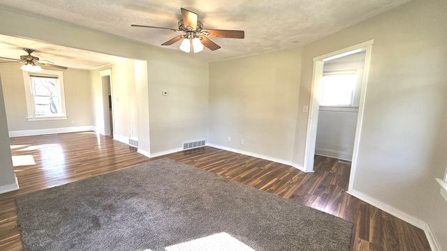 534 Center Street, South Beloit, IL 61080