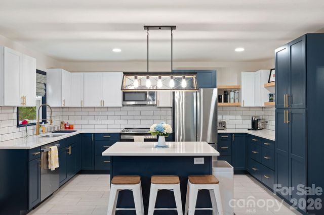 817 Brent Street, Winston Salem, NC 27103