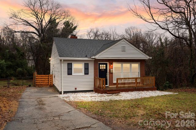 817 Brent Street, Winston Salem, NC 27103