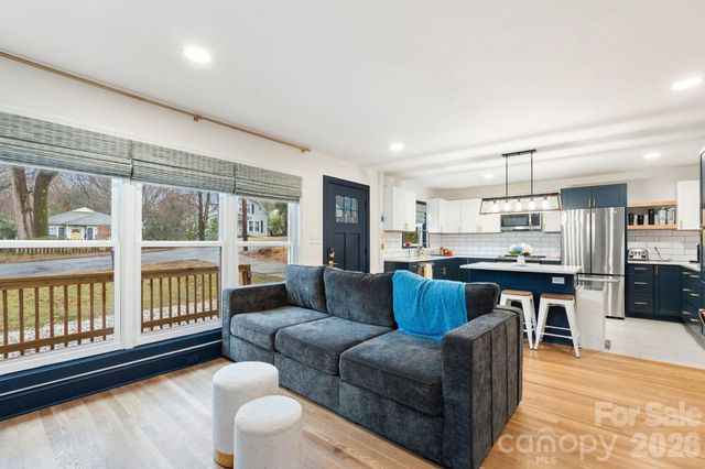 817 Brent Street, Winston Salem, NC 27103