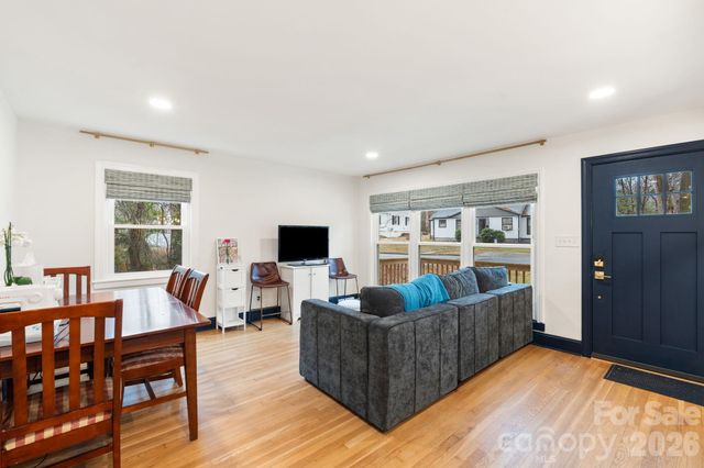 817 Brent Street, Winston Salem, NC 27103