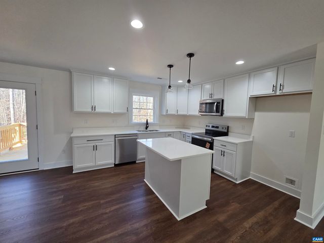 115 BUSBEES POINT RD, Bumpass, VA 23024