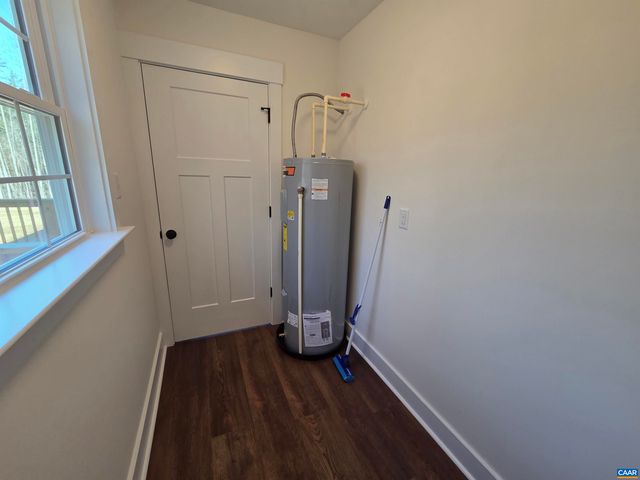 115 BUSBEES POINT RD, Bumpass, VA 23024