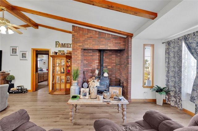 10276 Aster Road, Oak Hills, CA 92344