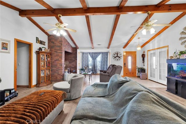 10276 Aster Road, Oak Hills, CA 92344