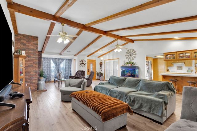 10276 Aster Road, Oak Hills, CA 92344
